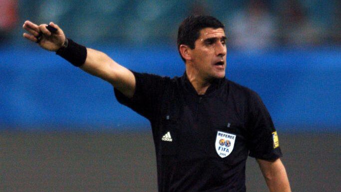 Referee Carlos Chandia  (Photo by John Walton - PA Images via Getty Images)