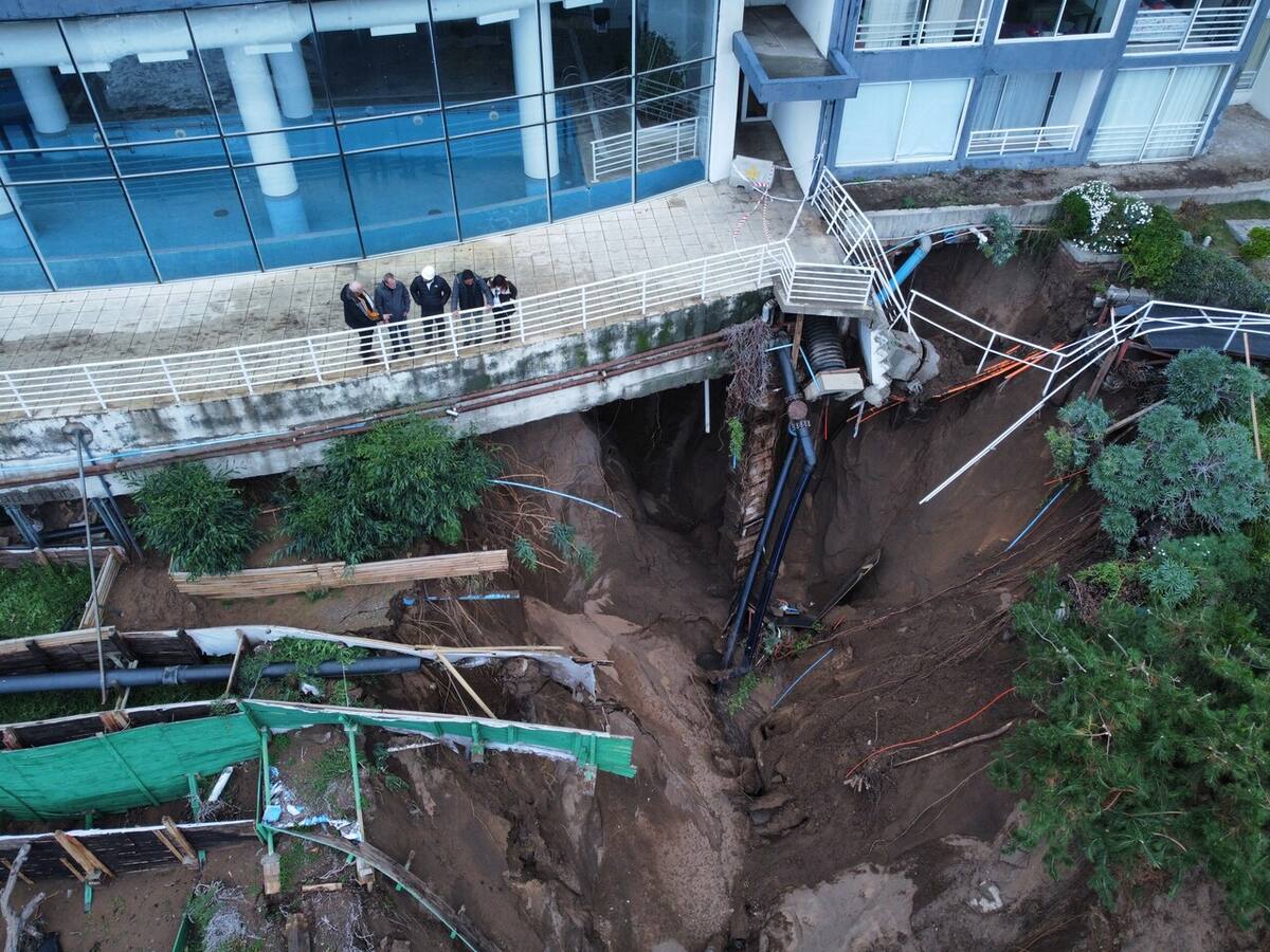 Experto en infraestructura crítica por socavón en Reñaca: “Necesitamos planes de acción y planes de mejora continua”