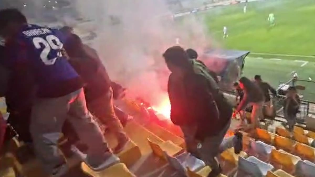 Momentos de terror en Viña: barristas también lanzaron bengalas contra sector tribuna del Sausalito