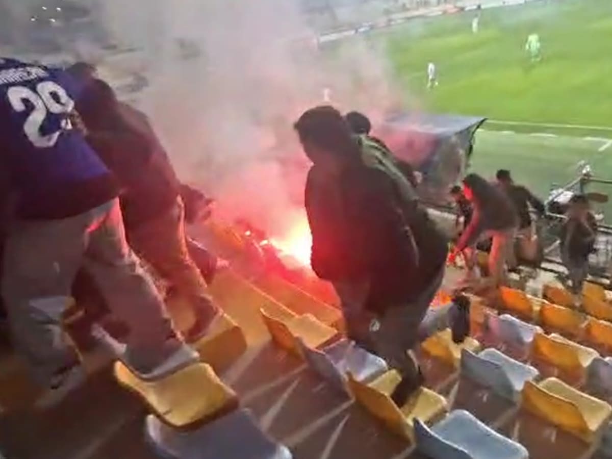 Momentos de terror en Viña: barristas también lanzaron bengalas contra sector tribuna del Sausalito