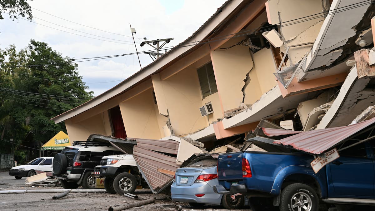 Cancillería habilita plataforma para ubicar a chilenos afectados por terremoto en Panamá