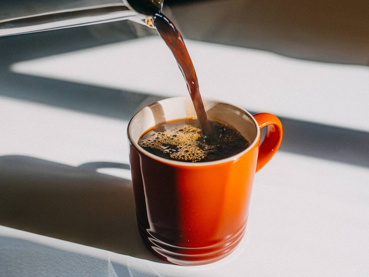 Estos son los beneficios si tomas café todos los días (y cuál es la cantidad recomendada para su consumo)
