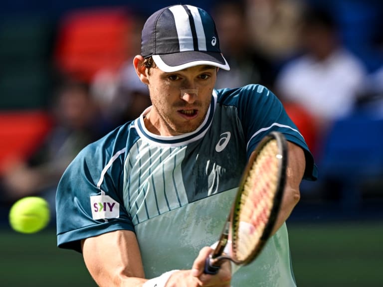 Nicolás Jarry se impone ante Schwartzman en Shanghai y logra su mejor resultado histórico en torneos Masters 1000