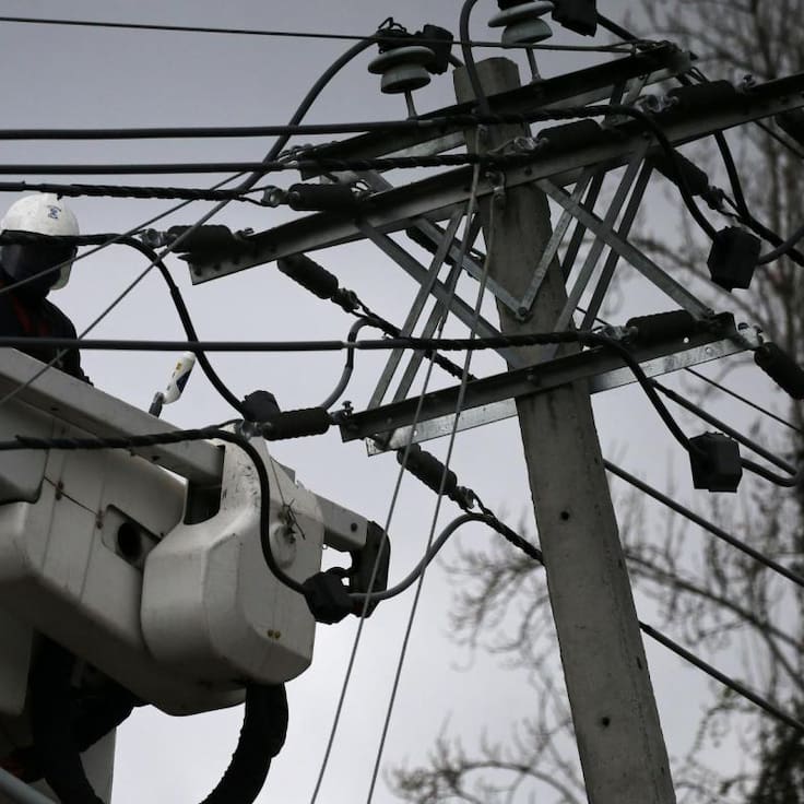 Cortes de luz en Santiago: Enel anuncia interrupciones del servicio eléctrico para este jueves en 8 comunas de la RM