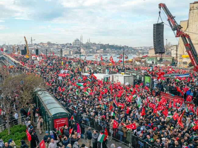 Masiva manifestación a favor de Palestina en la ciudad de Estambul en Turquía, en medio de los ataques de Israel en contra de la Franja de Gaza.