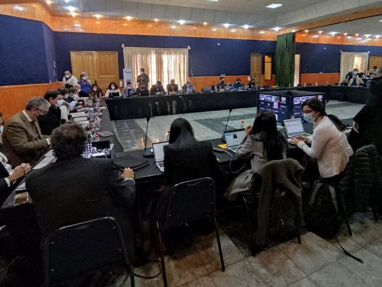 Convención Constitucional: Armonización aprueba 13 capítulos para borrador de nueva Constitución