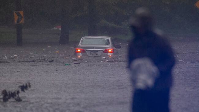 Inundaciones en Filadelfia por los efectos del Huracán Isaías