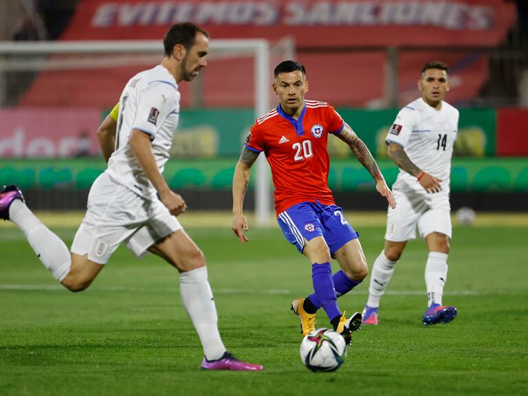 Diego Godín analiza el complejo presente de La Roja y recuerda a la Generación Dorada: “Es difícil convivir con esa sombra”