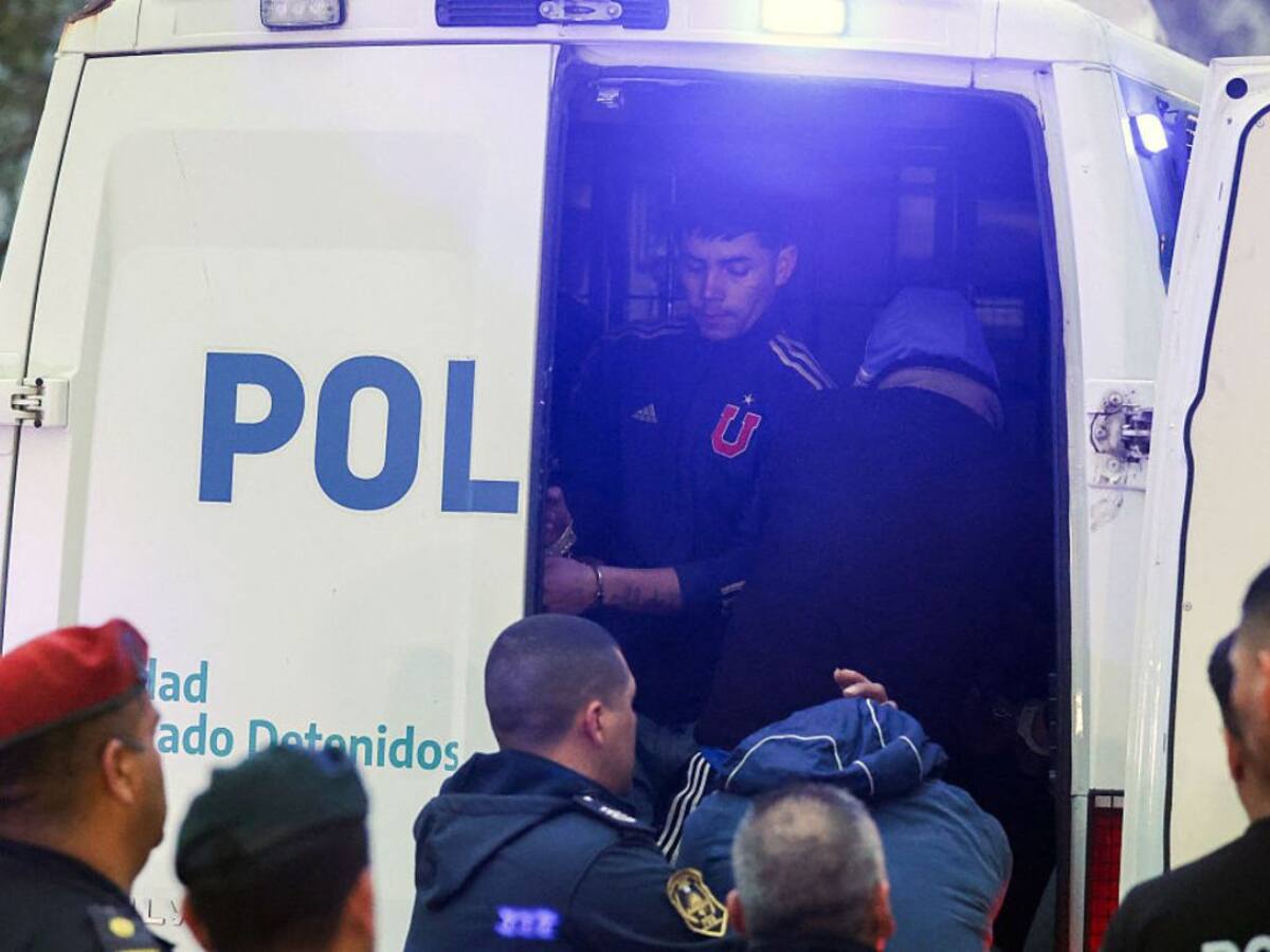 ¿Cómo volverán a Chile los hinchas de la U sin carnet de identidad? Esto dijo el Gobierno