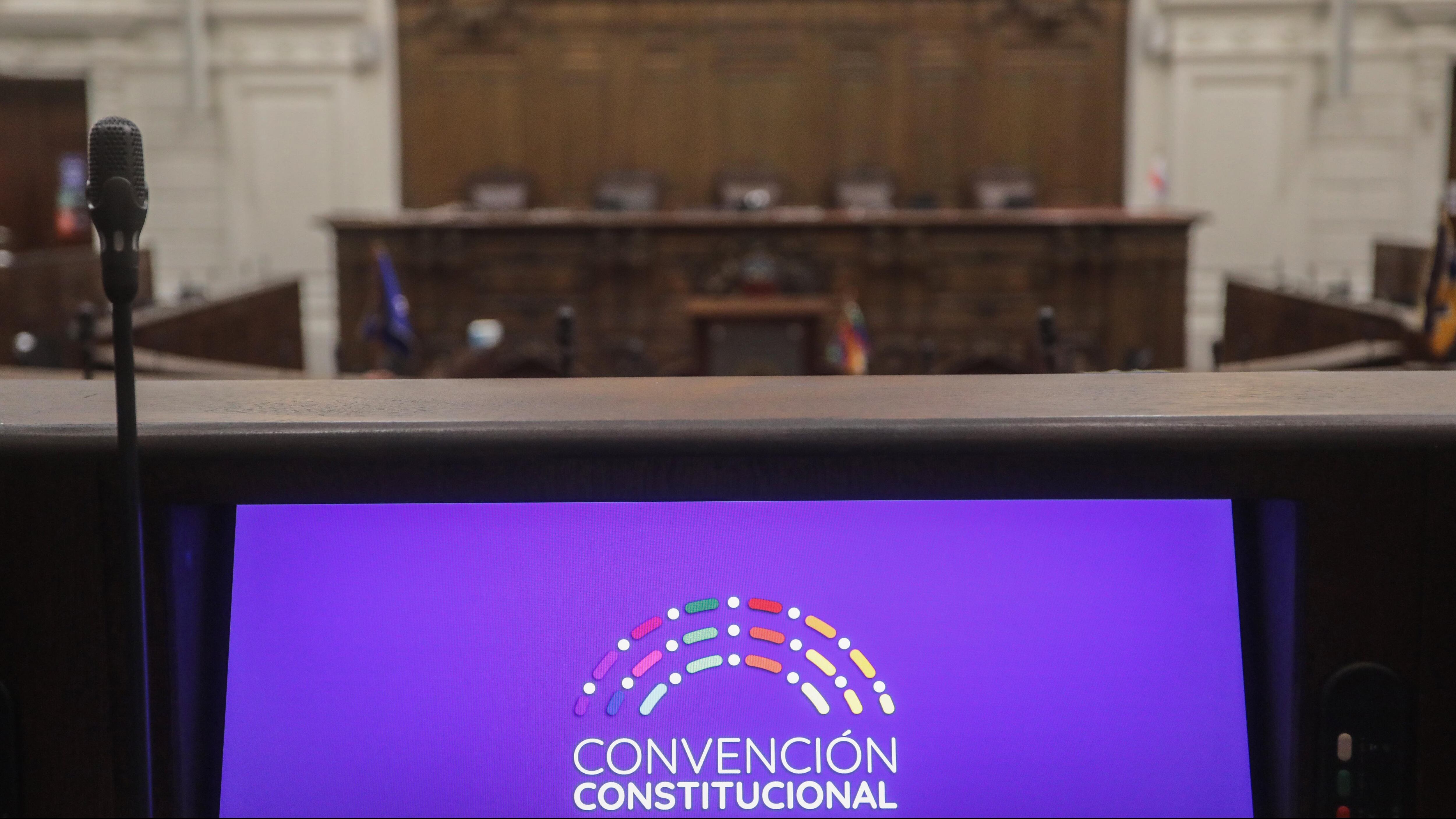 15 de diciembre del 2021/SANTIAGO
La Convención Constitucional es el órgano constituyente de la República de Chile, encargado de redactar la nueva Constitución Política de la República.
FOTO: SEBASTIAN BELTRAN GAETE/AGENCIAUNO