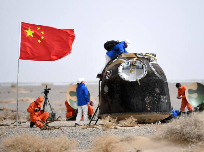 Expertos reciben a la misión Shenzhou-13 que llegó a Mongolia Interior