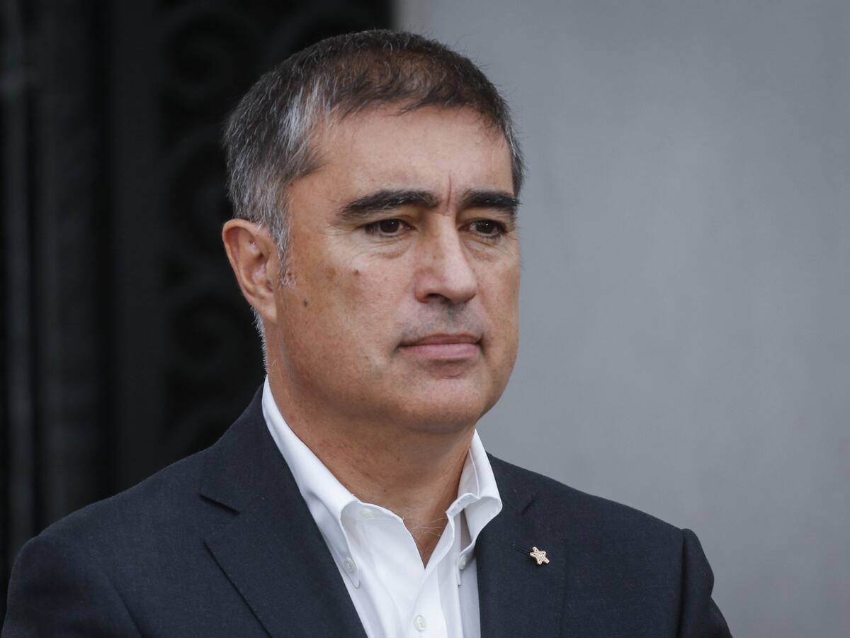 “Espero lograr un acuerdo”: Mario Desbordes asegura que es el candidato de Chile Vamos por Santiago, pese a que a UDI y Evopoli lo pone en duda