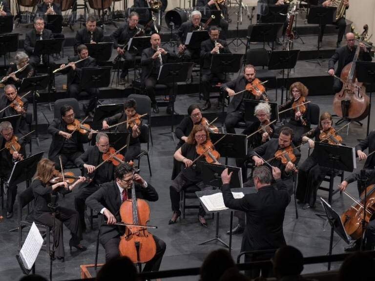 Emotivo retorno de Maximiano Valdés a la Sinfónica de Chile