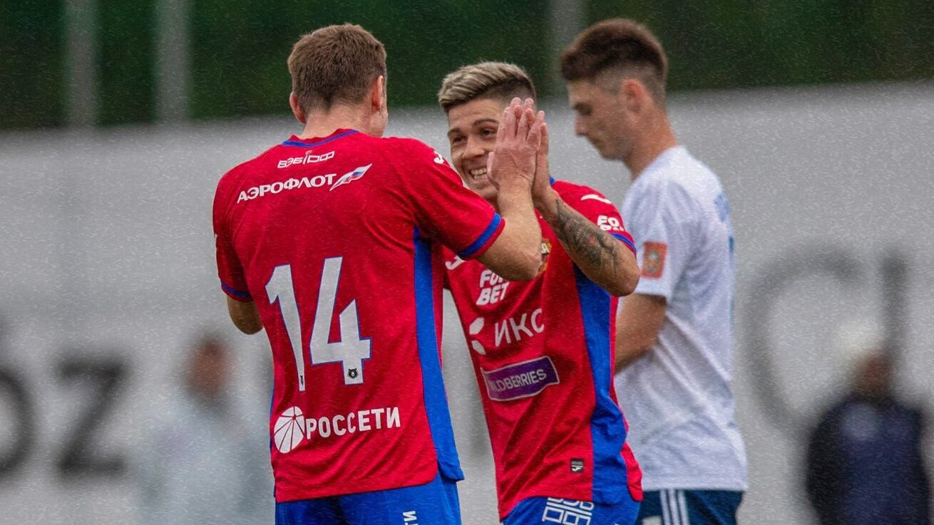 Víctor Méndez anota su primer gol con la camiseta del CSKA Moscú