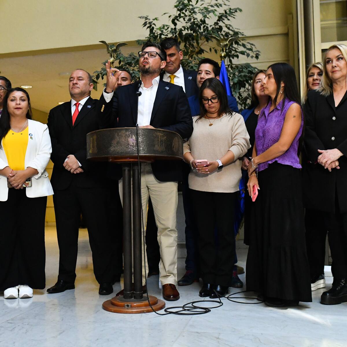 Bancada del PDG exige al Gobierno ajustar Ley de Reconstrucción tras informe del CFA