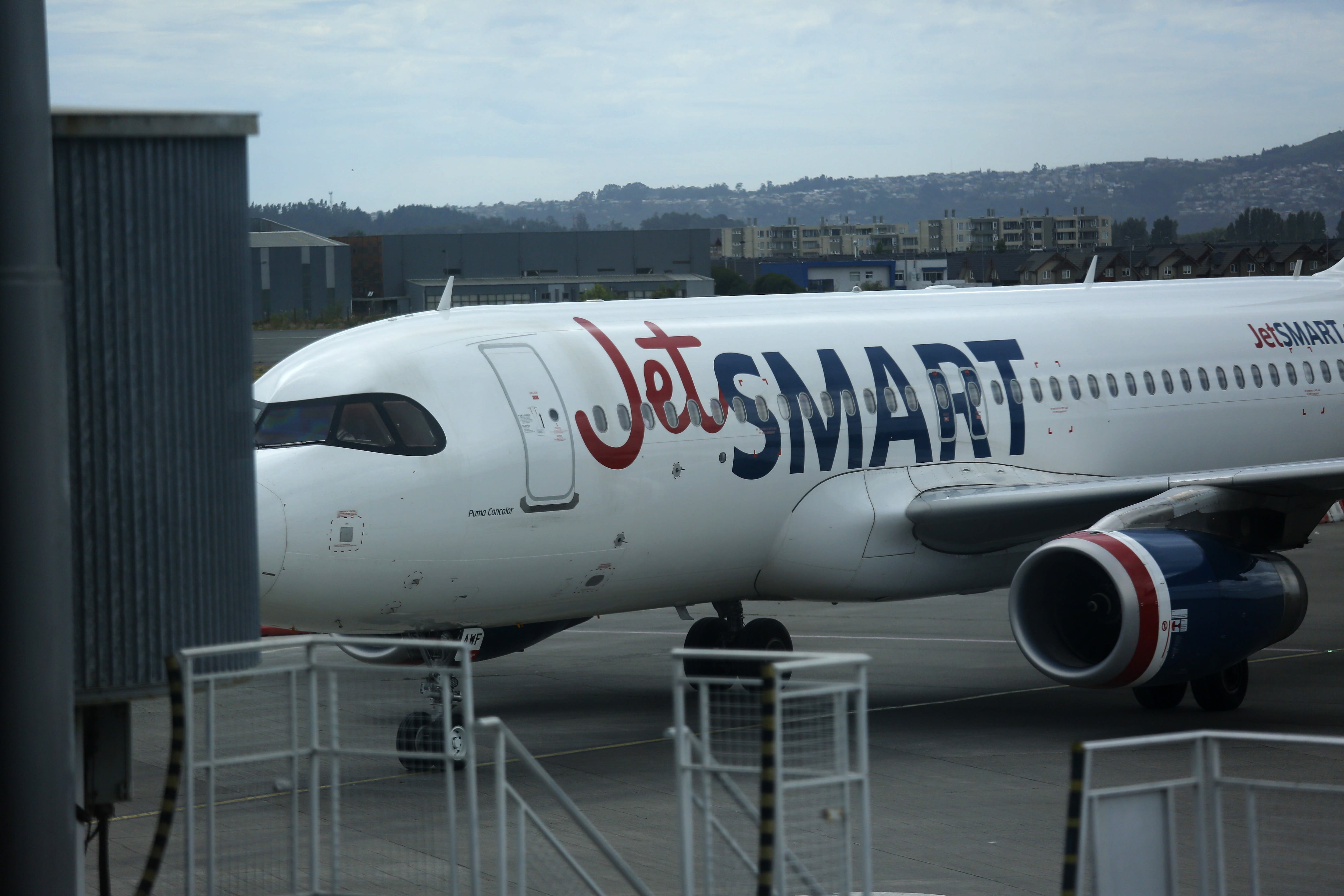JetSMART cancela nueve rutas y Sernac cita a ejecutivos a declarar: estos son los trayectos afectados