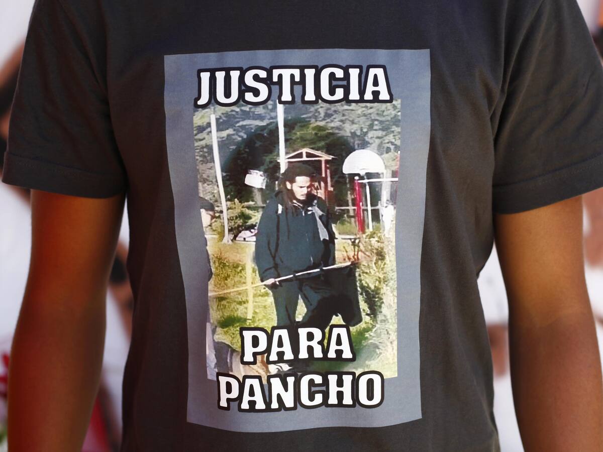 Arraigo y firma quincenal: Corte de Apelaciones de Valdivia cambió medida cautelar de carabinero imputado por homicidio de malabarista en Panguipulli