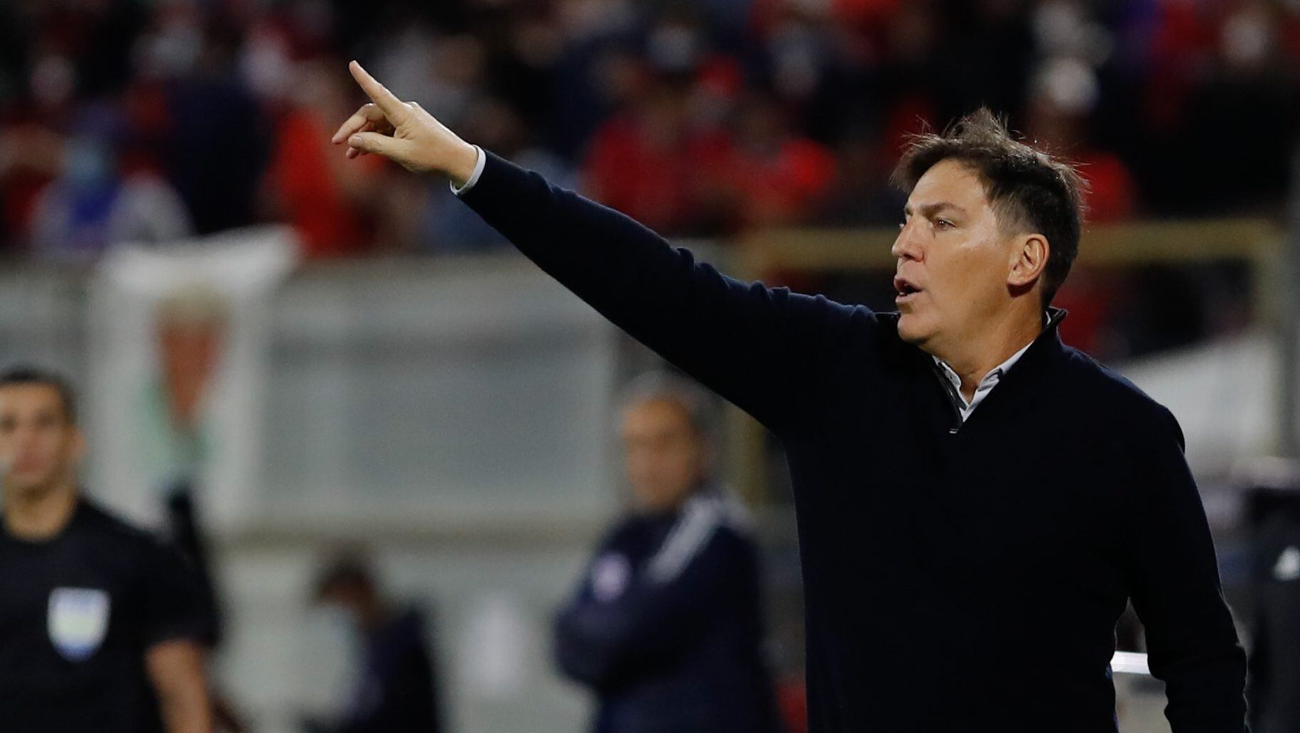 10 de Octubre del 2021/SANTIAGOEl Director Tecnico de la Selección de Paraguay Eduardo Berizzo() ,durante el partido valido por la Quinta fecha de las Clasificatorias al Mundial de Qatar 2022, entre las selecciones de Chile vs Paraguay, disputado en el estadio San Carlos de Apoquindo.
FOTO:FRANCISCO LONGA/AGENCIAUNO
