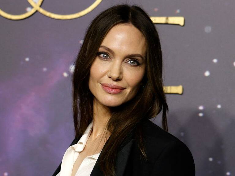 La reunión de Angelina Jolie y Pablo Larraín: revisa aquí las primeras imágenes de su nueva película