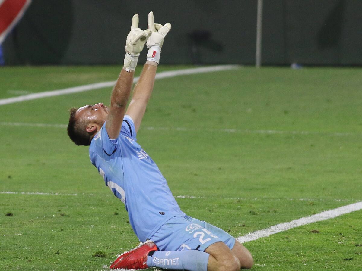 Sebastián Pérez, figura de la UC en la Supercopa: «Feliz de darle otra copa a esta institución»