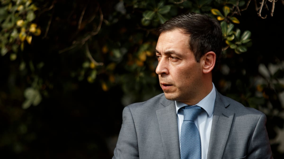 “Es un retroceso”: defensor de la Niñez cuestiona rebaja de condenas por delitos sexuales contra menores