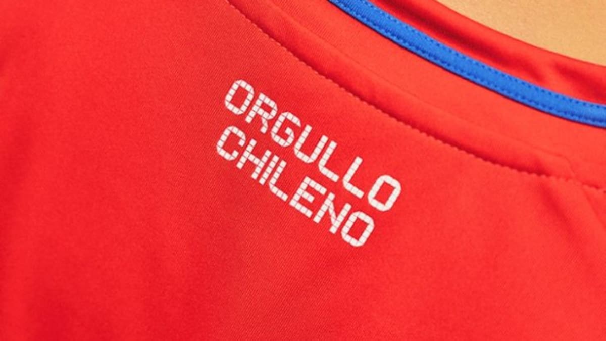 “Rompería la tradición...”: filtran el insólito color que tendría la segunda camiseta de Chile para el 2026