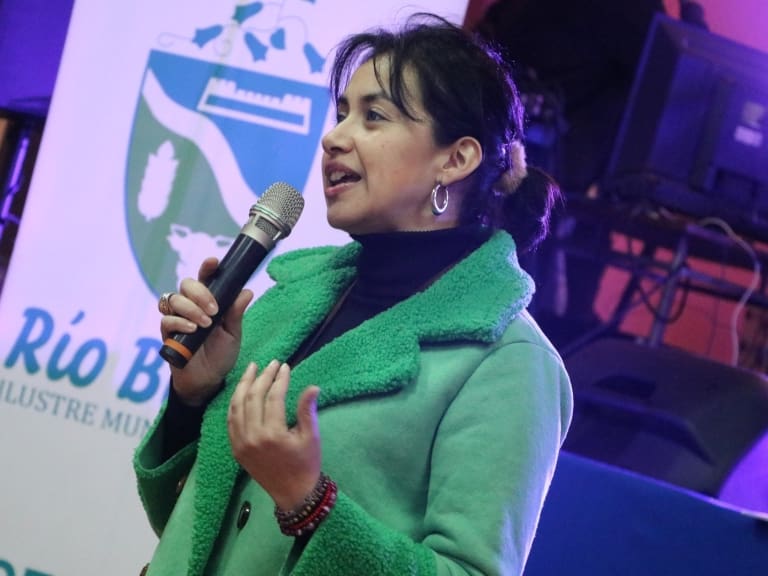 Pese a sugerencia de Contraloría: Municipalidad de Río Bueno no invalidará licitación con empresa vinculada a exseremi de Piñera