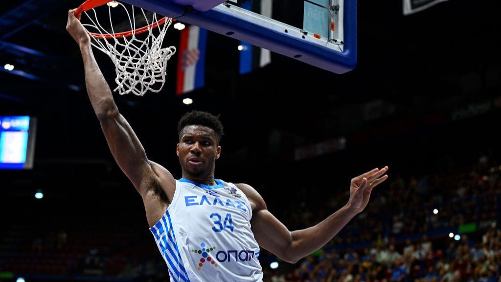 Giannis Antetokounmpo - Grecia v Ucrania - partido - 41 puntos