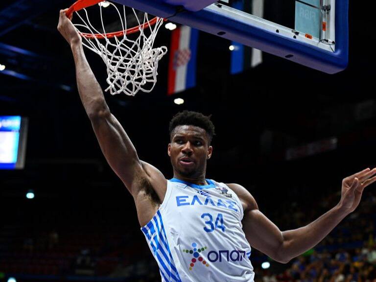 Giannis Antetokounmpo - Grecia v Ucrania - partido - 41 puntos