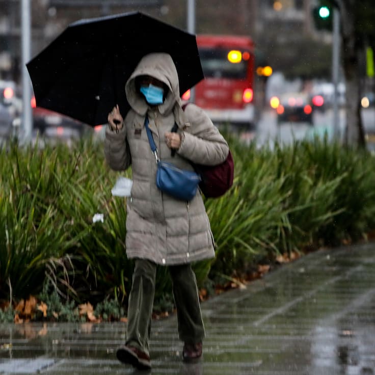 Lluvia en Santiago y Chile, hoy en vivo: a qué hora termina, suspensión de clases, y pronóstico actualizado por región