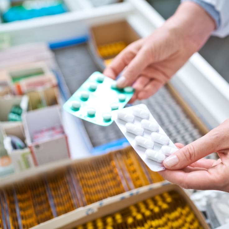 El peligro del vacío legal: ¿Por qué el 20 % de los productos de salud informales en Chile son un riesgo sanitario?