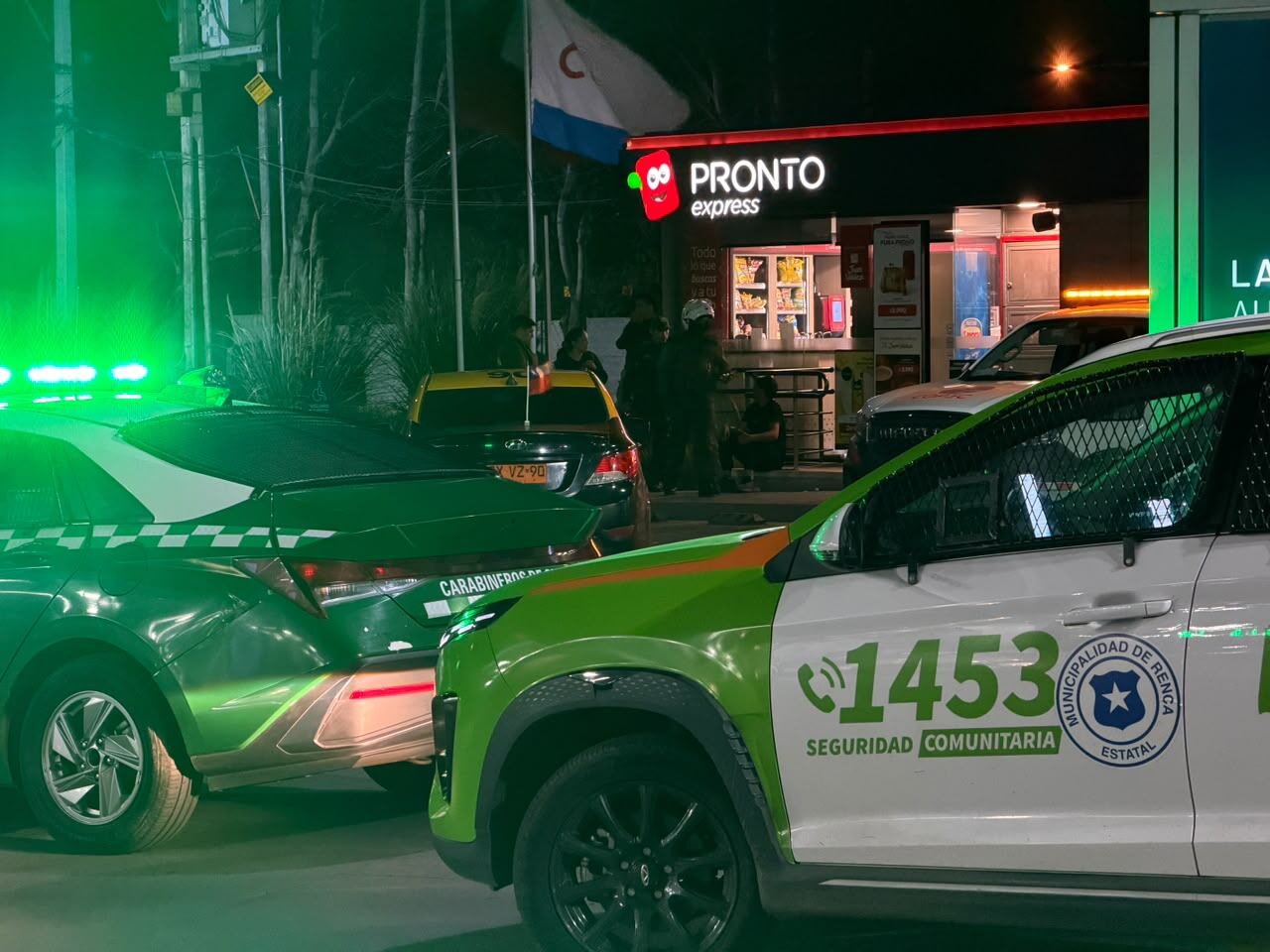 Llegó en taxi y gravemente herido: hombre baleado llega a servicentro de Renca en busca de auxilio