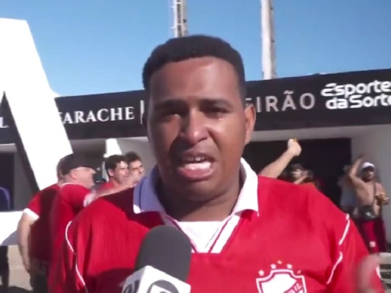 Dejó a su familia por el fútbol y lo perdió todo: la insólita historia de hincha brasileño que se hizo viral
