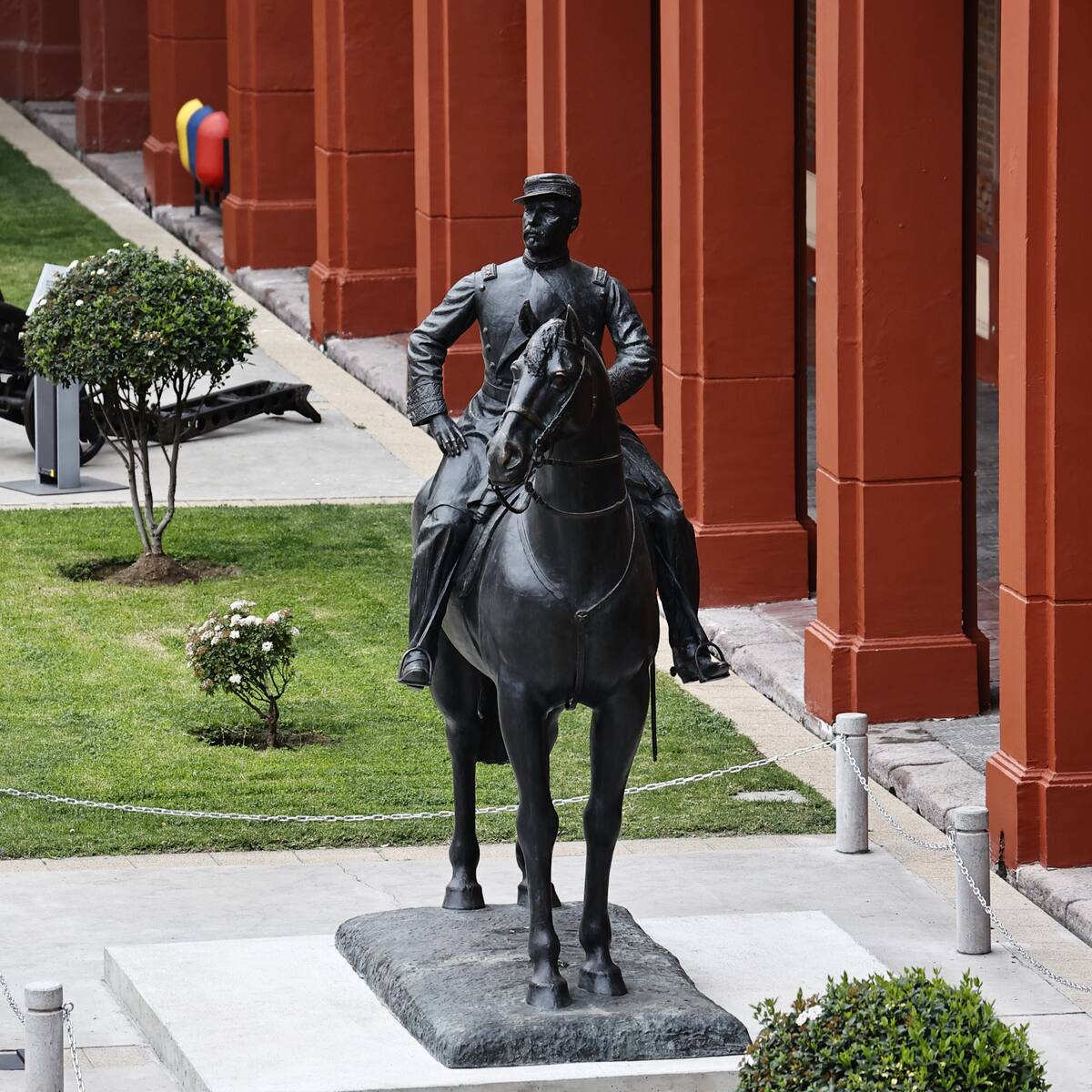 Giro inesperado: Consejo de Monumentos frena retorno de la estatua de Baquedano a Plaza Italia