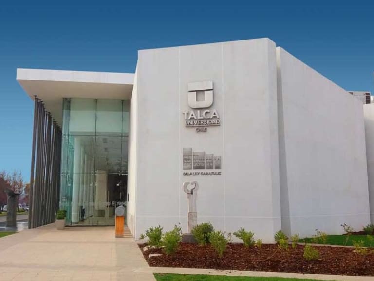 universidad de talca - gripe aviar - cierre