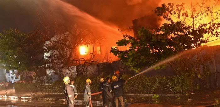 El grave incendio que afectó al Hospital de Bharush de la India