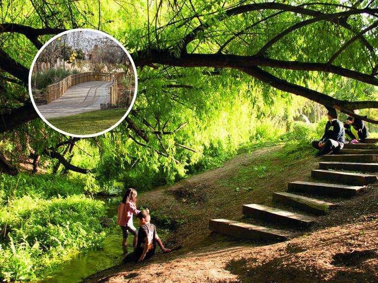 El parque que se asemeja a un ‘Jardín Secreto’ en pleno Santiago y que deslumbra con su impresionante belleza natural