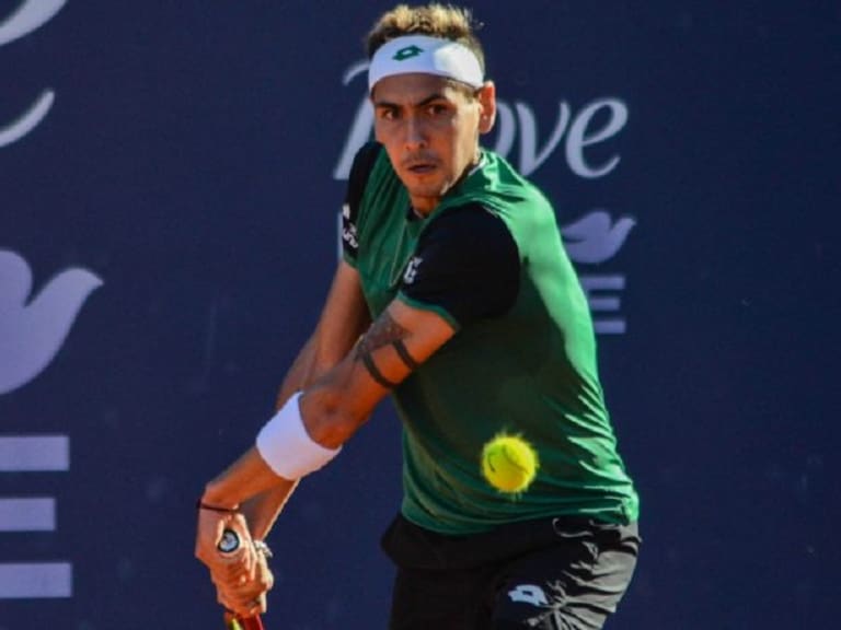Alejandro Tabilo venció al brasileño Sakamoto y avanzó a la ronda final de la qualy del Chile Dove Men+Care Open