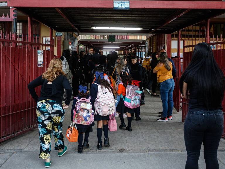 Subsecretaria de Educación, Alejandra Arratia, conversa con ADN Hoy.