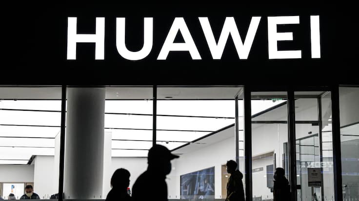 España tiene hasta fin de mes para cancelar contratos con Huawei, bajo presión de EE.UU.