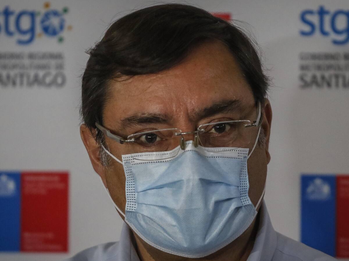Intendente Felipe Guevara reiteró llamado a utilizar las residencias sanitarias: «La estrategia es testear, trazar y aislar»
