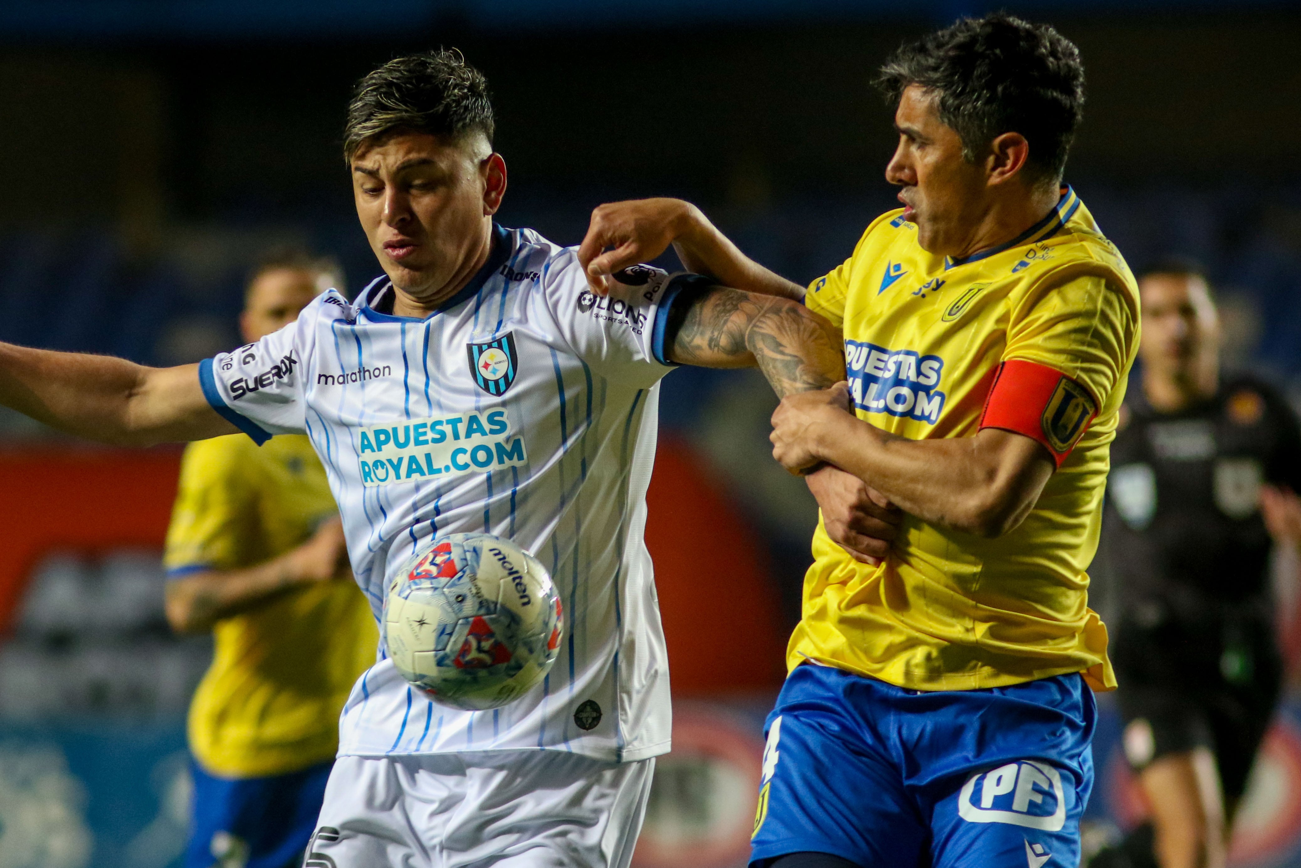 Huachipato abre la cuenta ante la Universidad de Concepción en partido aplazado de la Liga de Primera
