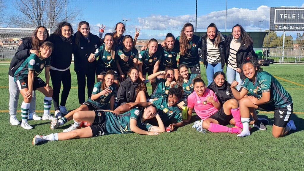 Sonya Keefe debuta con gol en su primer partido por el Cacereño de España
