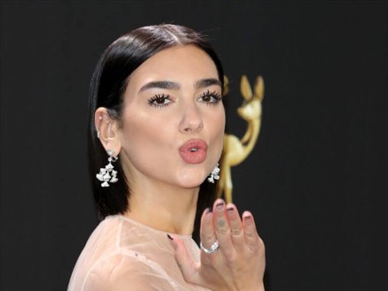 Fanáticos de Dua Lipa reclaman porque la artista no viene a Lollapalooza Chile