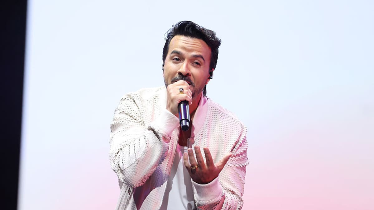 Luis Fonsi confirma regreso a Chile con ambiciosa gira: prepara el “show más importante” de su carrera