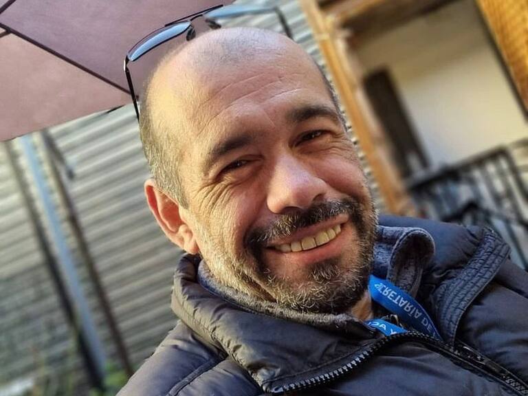 Candidato a CORE es detenido por violencia intrafamiliar en el Biobío: habría golpeado y amenazado a su pareja con un arma de fuego