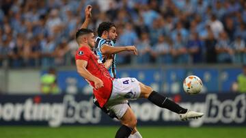 Benjamín Gazzolo y la victoria de Huachipato ante Gremio: “Es algo histórico, hicimos un partido muy copero”
