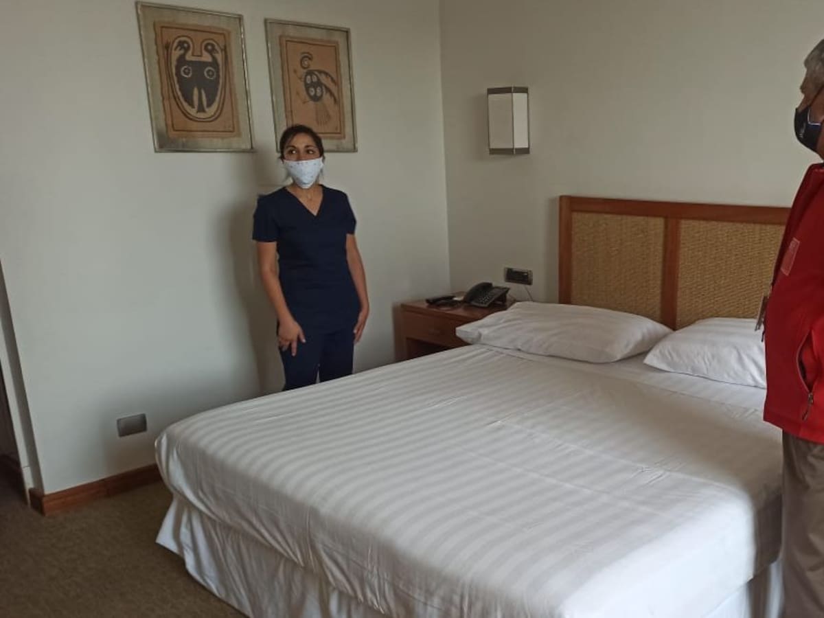 Autoridades del Maule habilitaron dos nuevas residencias sanitarias en la región