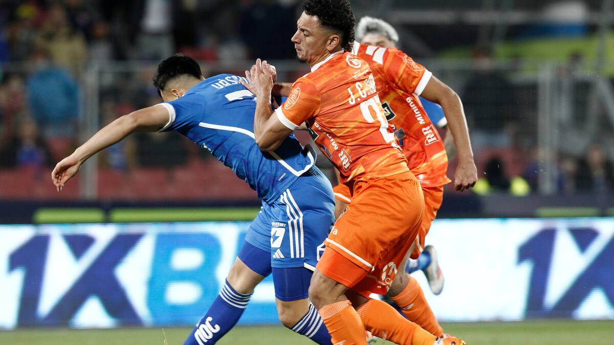 La U goleó sin piedad a Cobreloa en Ñuñoa por el Campeonato Nacional