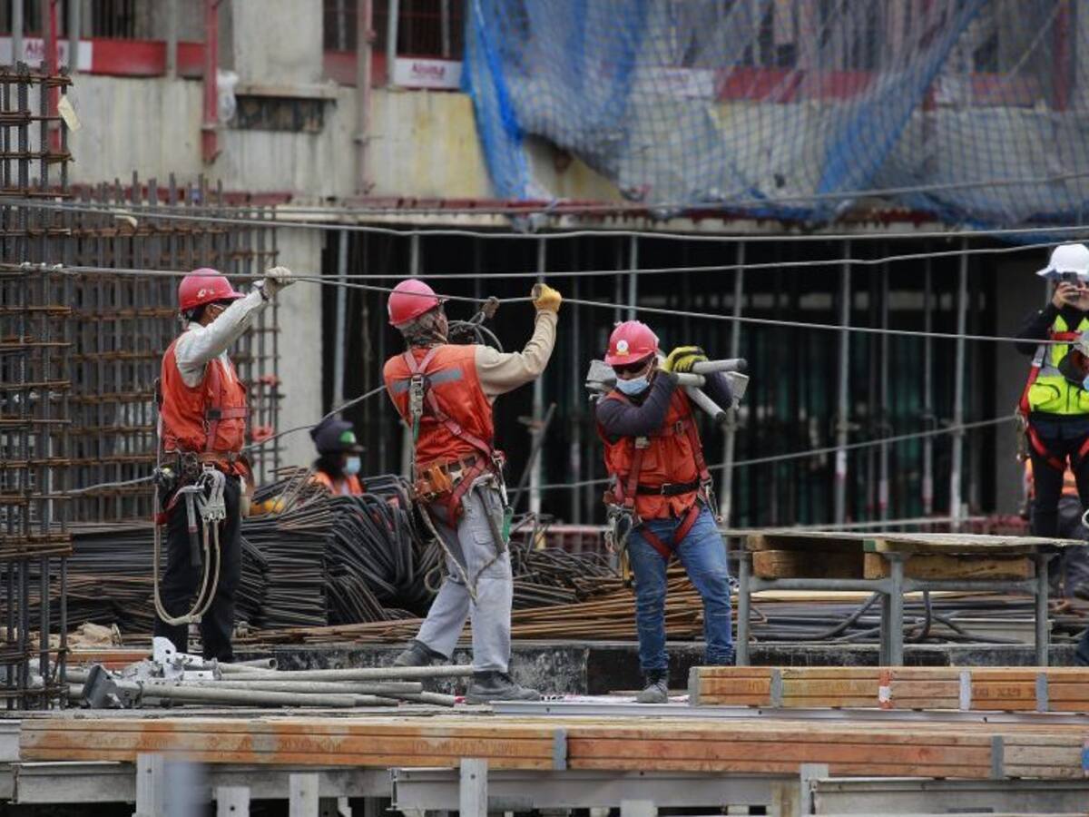 Tasa de desocupación nacional en trimestre julio-septiembre llegó a 8,4% según indicó el INE